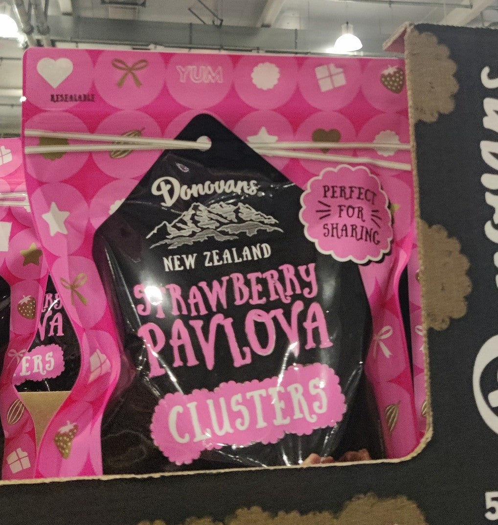 DONOVANS STRAWBERRY PAVLOVA CLUSTERS 500G