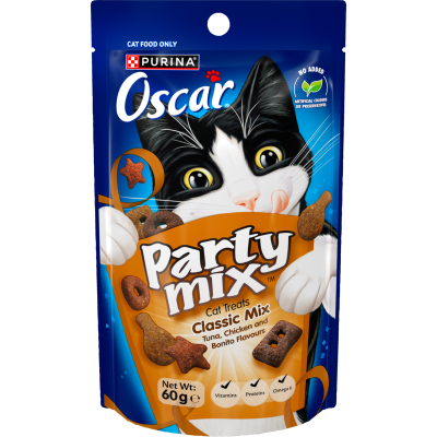 Purina Oscar Party Mix Classic Mix Tuna Chicken and Bonito Flavours Cat Treats 60g