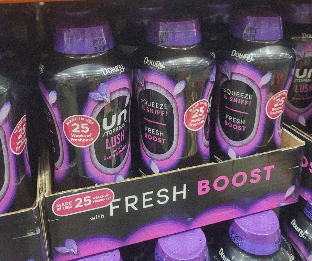 DOWNY UNSTOPABLES LUSH IN-WASH SCENT BOOSTER 1.13kg