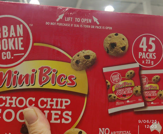 URBAN COOKIE CO. MINI BICS - CHOC CHIP COOKIE 1.035KG