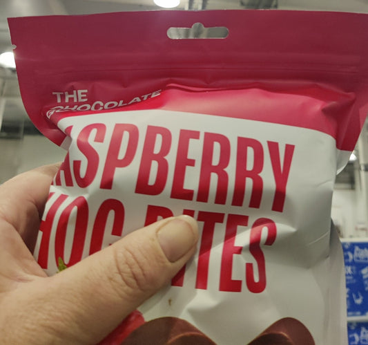 THE CHOCOLATE GUYS RASPBERRY CHOCOLATE BITES 850G