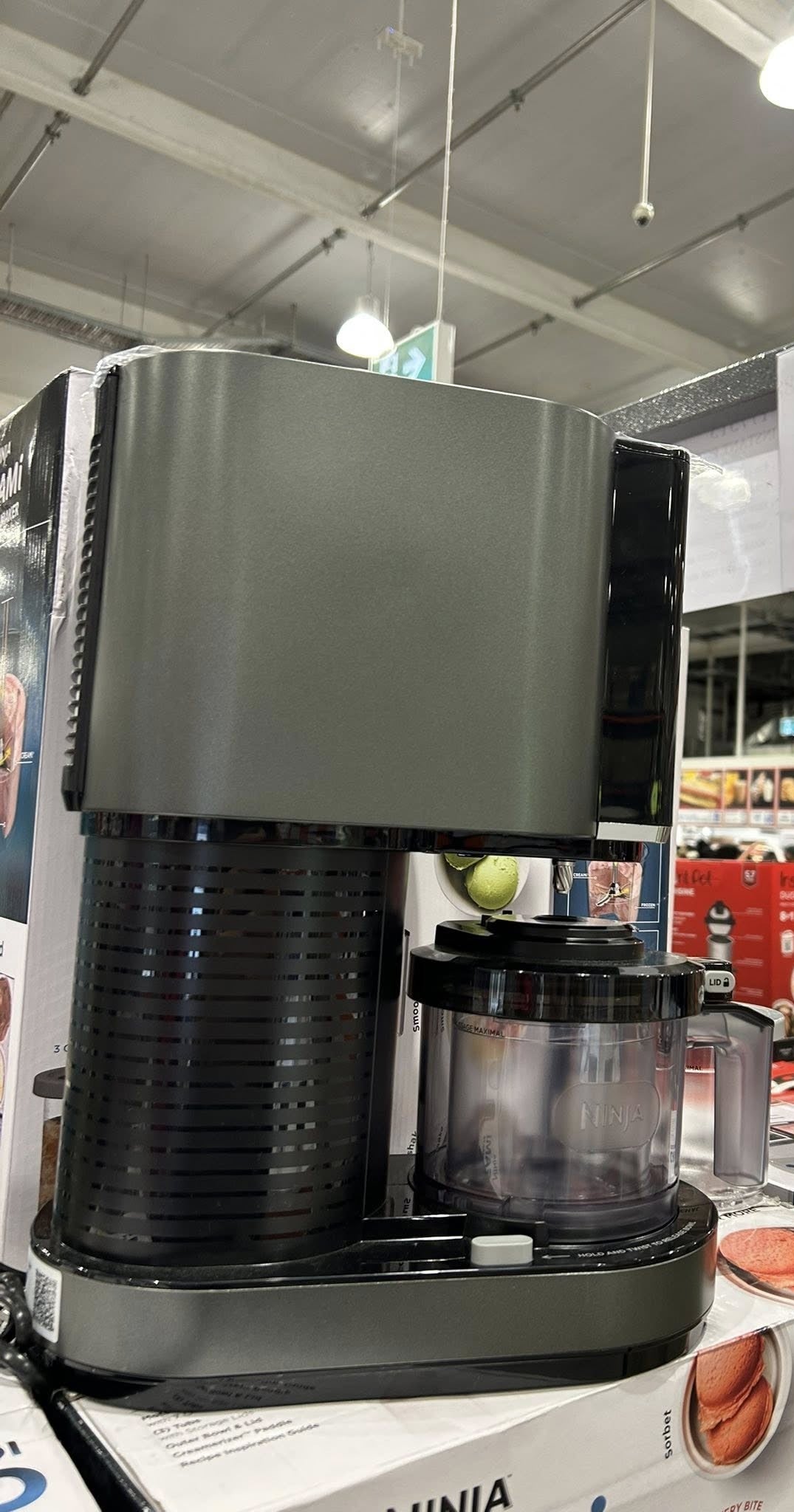 NINJA CREAMi ICE CREAM MAKER N/A