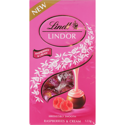 Lindt Raspberries & Cream Chocolates Pouch 123g